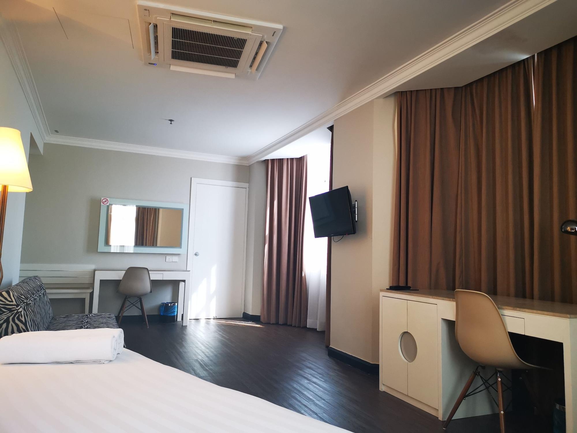 Regalodge & Hotel 3*