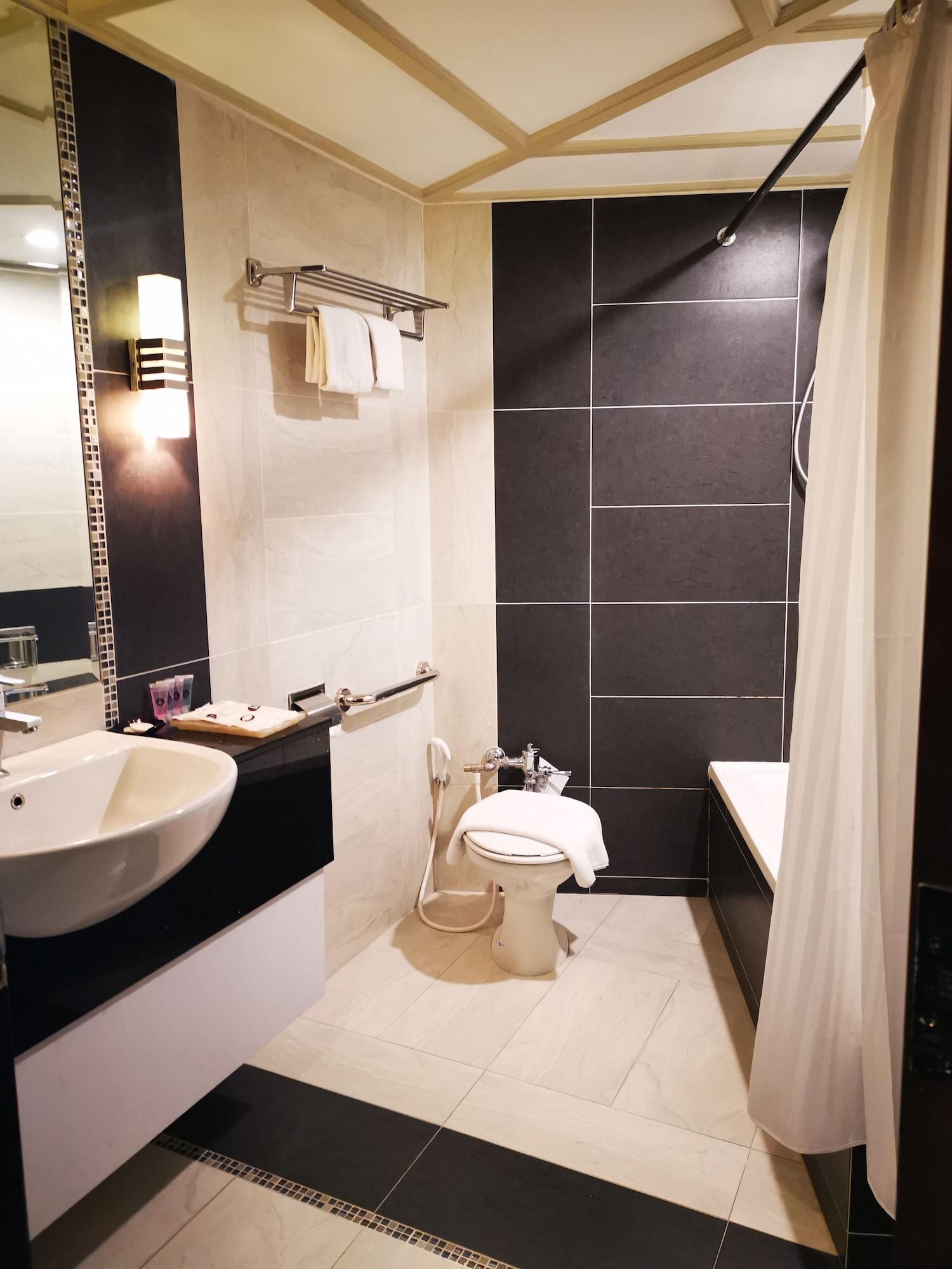 Regalodge & 3* Ipoh