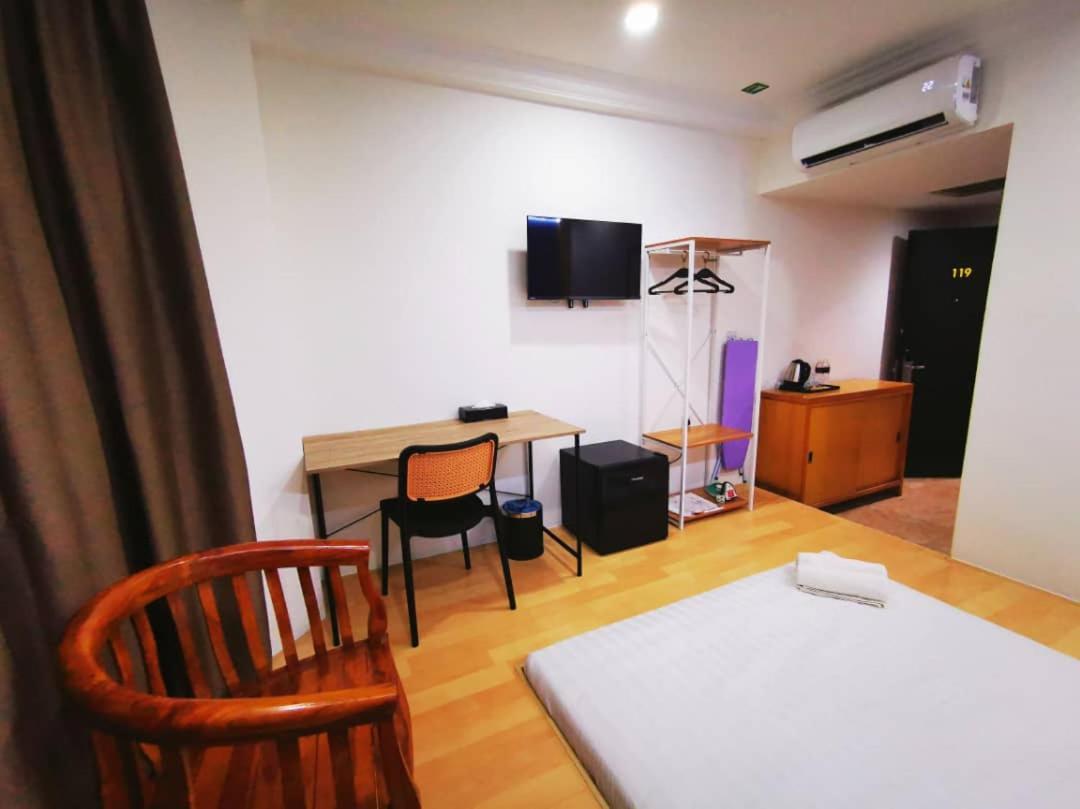 Hotel Regalodge & 3*
